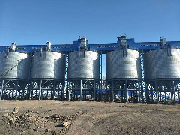水泥鋼板倉出現結塊現象是什么原因